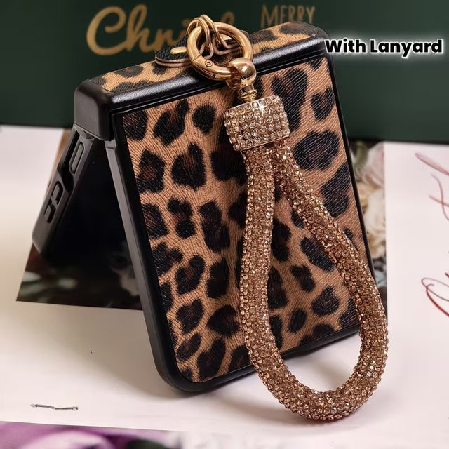 Leoparden-Lederhülle mit diamantbesetztem Trageriemen für Samsung Galaxy Z Flip 8, 7, 7 FE, 6, 5, 4, 3 5G in Braun - Bild 1