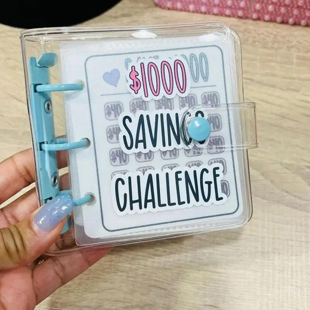 Mini Cash Savings Challenge Binder Blau – Geldspar-Herausforderung und Budget-Notizbuch aus Kunststoff mit Umschlagzubehör - Bild 1