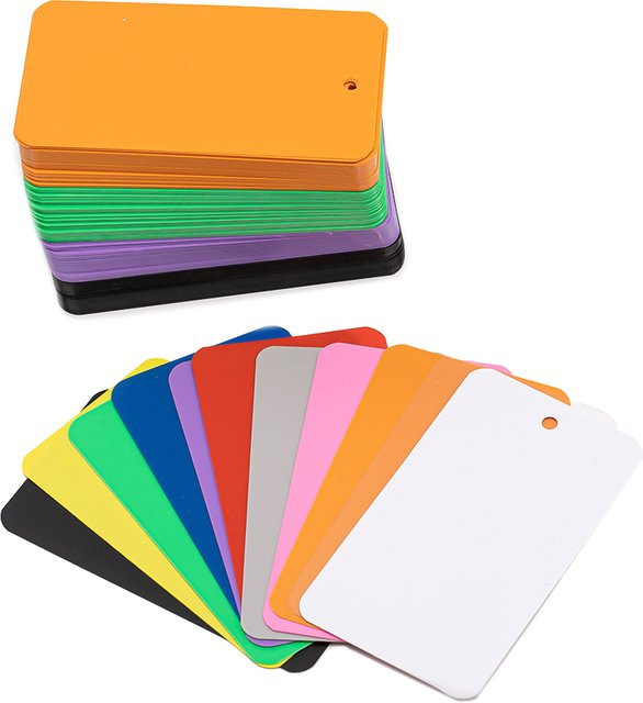 50 Stück Blank PVC Hängeetiketten aus Kunststoff in Bunt und Lila für Kleidung, Schmuck und Verpackungsdisplay - Bild 1