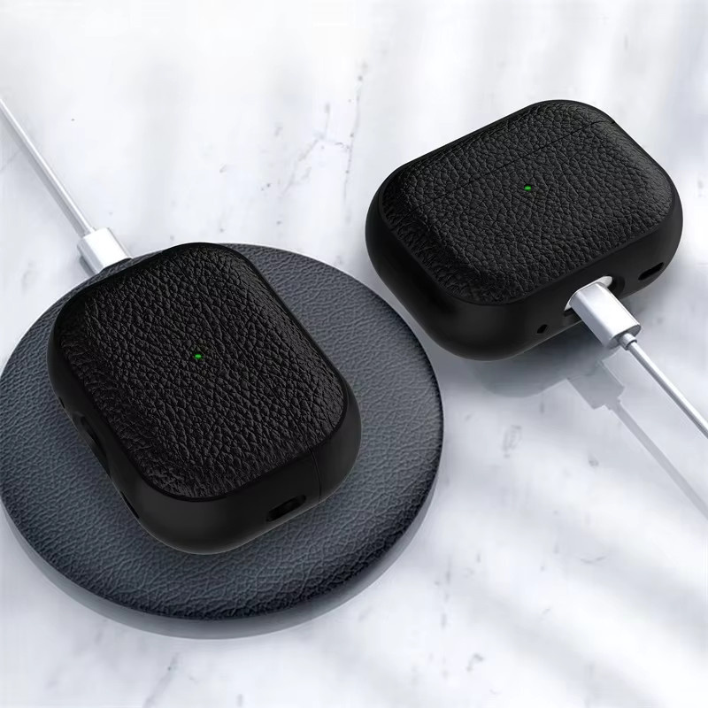 Lederstruktur-Schutzhülle für Apple AirPods 1, 2, 3, 4 und Pro in Orange oder Schwarz - Bild 5