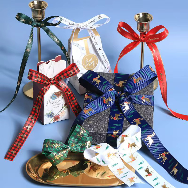 SUNEEYDAY Weihnachtsband mit Cartoon-Motiv für Geschenkverpackungen und DIY-Bastelarbeiten, 5 Meter, Mehrfarbig - Bild 3