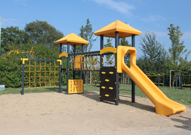 Spielturm Kombination Claudia für Spielplatz - Bild 1