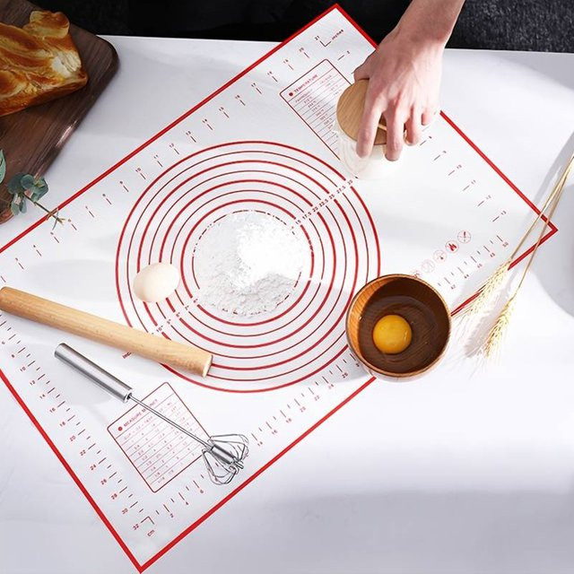Cippes Silikon-Backmatte in Weiß, rutschfeste und antihaftbeschichtete Teigrolle für Pizza, Tortenboden und Fondant, B/T: 60,96 x 40,64 cm - Bild 1