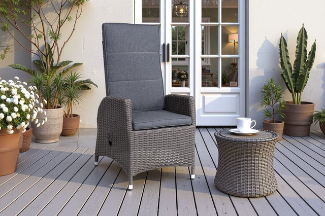 OUTFLEXX Vigo Dining-Sessel aus Polyrattan in Grau mit verstellbarer Rückenlehne und inklusive Kissen, B/T/H: 60 x 68 x 111 cm - Bild 1