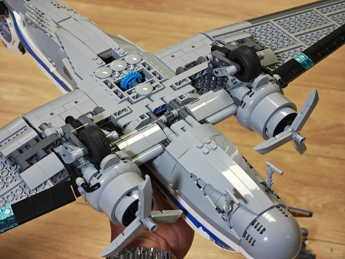 Potdemiel Flugzeugmodell in Weiß als Vintage Deko-Ornament für deinen Schreibtisch - Bild 3