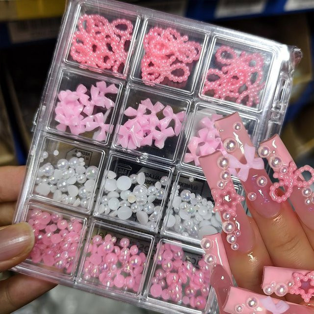 MAFANAILS Nagelkunst-Anhänger, Weiße Schleifen-Perlen, Unisex - Bild 1