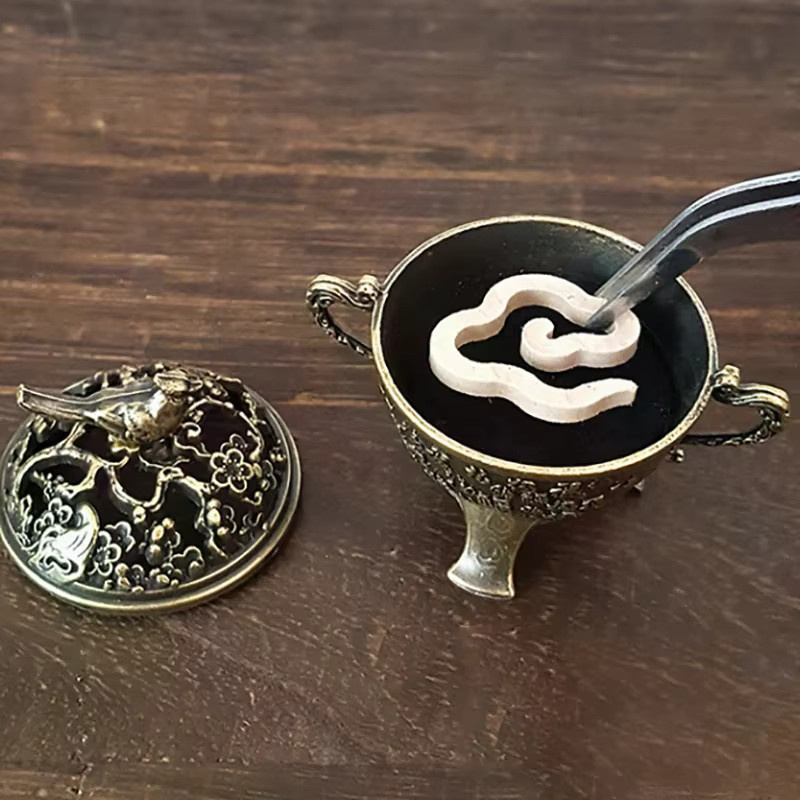 JETTING Weihrauchbrenner Lotus Design aus Metall in Gold für Aromatherapie und Desktop-Dekoration - Bild 3