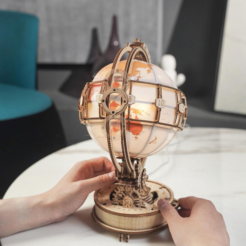 ROKR 3D Holzpuzzle Lichtgevender Globus in Braun, Modell ST003, B/T/H: 11,5 x 11,5 x 6,6 cm - Bild 4
