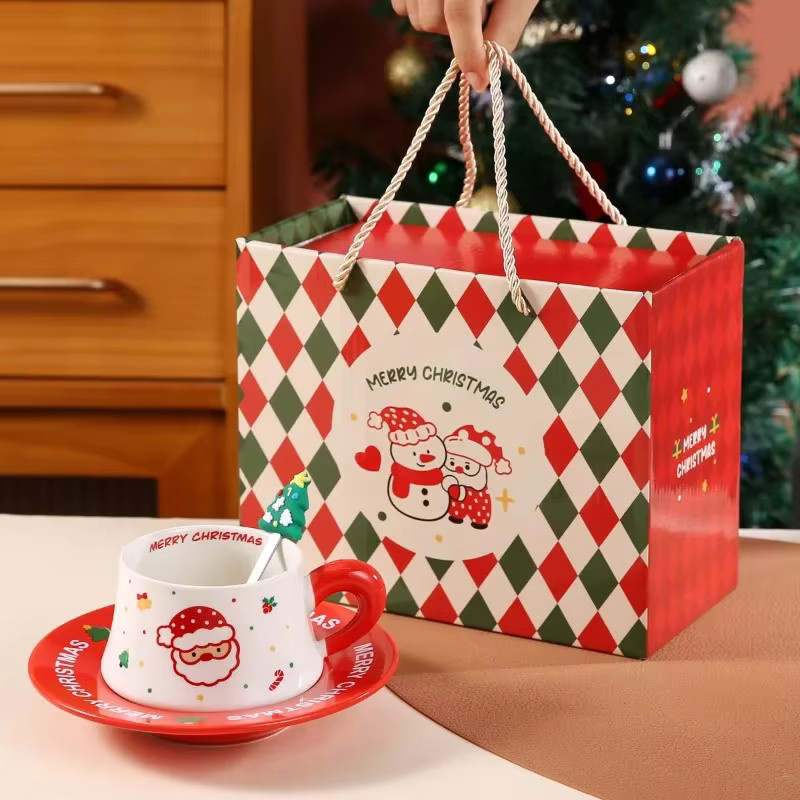 YUZI Weihnachtliches Keramik Set aus Tasse und Teller mit Santa Claus Motiv - Bild 4