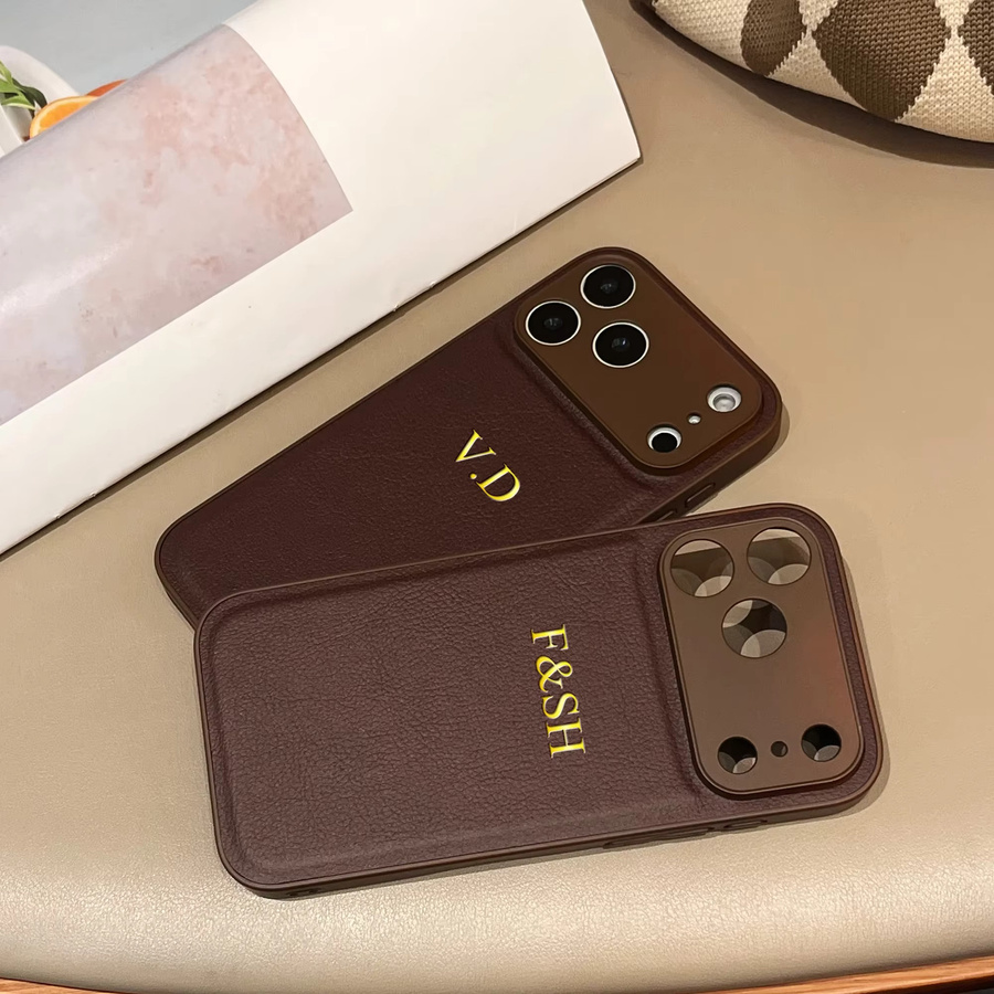 Personalisierte Lederhülle von YLUOYI mit Initialen für iPhone 11 bis iPhone 17 Pro Max in Blau oder Braun - Bild 1