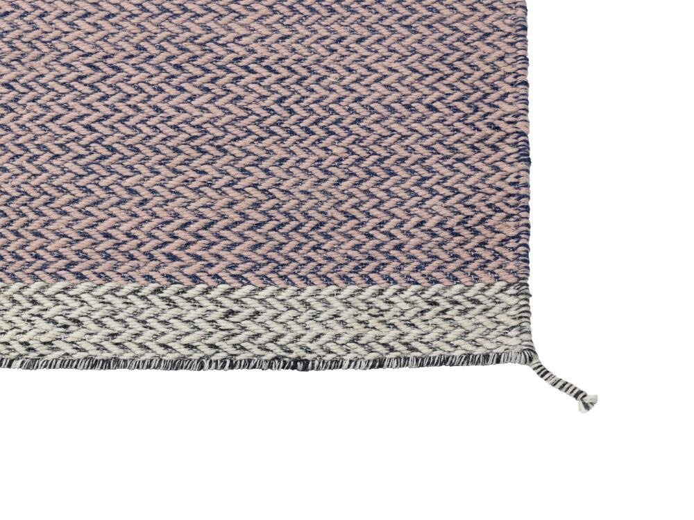 Muuto Ply Teppich in Pink, rechteckig, gewebt aus Wolle im skandinavischen Design - Bild 2