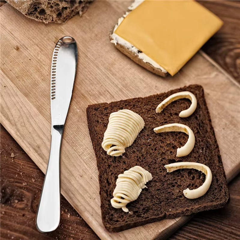 XMSJ Edelstahl-Buttermesser mit Löchern in Silber, multifunktionaler Käseverteiler und Kaltbutter-Curler für Marmelade, Sahne, Toast und Brot - Bild 3