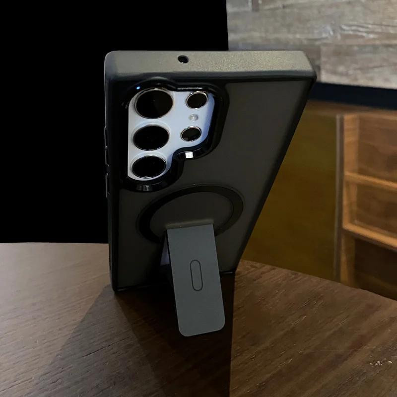 WAYN Magnetische Kabellose Ladehülle mit faltbarem Ständer für Samsung S23 S24 S25 S26 Ultra Plus, Matt Durchscheinend und Stoßfest, Schwarz - Bild 3