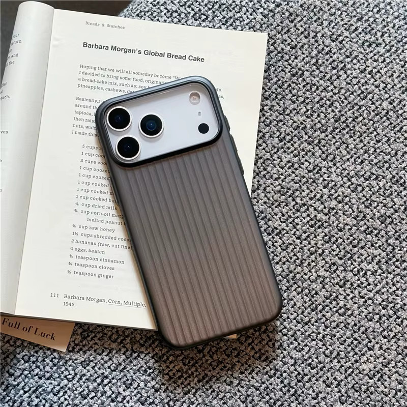 Loobival MagSafe Schutzhülle mit 3D-Streifen in Schwarz für iPhone 17 16 15 14 Pro Max, magnetische ultra slim Hülle aus mattem PC mit stoßfestem Design - Bild 3