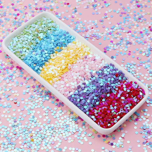 Ckysee Runde Pailletten in Multicolour, 3 mm flache Pailletten zum Basteln, Nähen und für DIY-Dekorationen - Bild 1