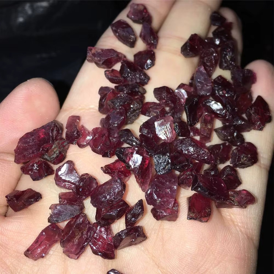 Sisterstone Natürliche Granat Trommelsteine in Rot, 30 g Organische Mineralkristalle zur Dekoration für Garten und Aquarium - Bild 3