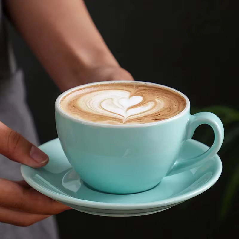 Leeseph Fashion Keramik-Kaffeetassen-Set mit Untertassen in Weiß und Türkis für Espresso, Latte, Mokka und Cappuccino - Bild 4
