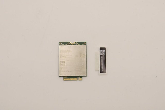 Lenovo Board Wireless WWAN FBC L860R Griff in Silber (5W11H85373) - Bild 1