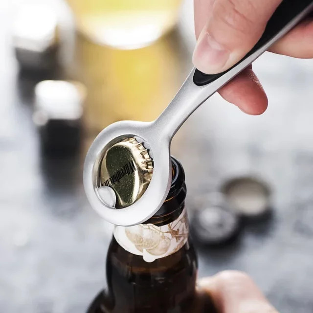 Multifunktionaler Bierflaschenöffner und Weinöffner in Silber, rund - Bild 1