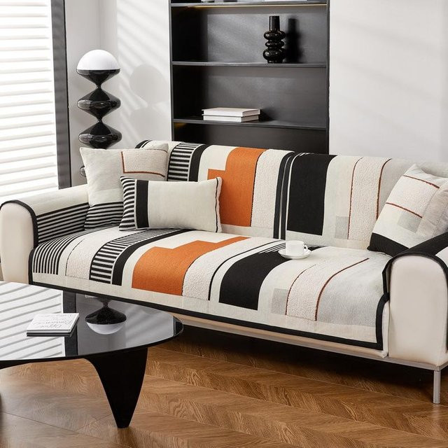 BC-Warm Home Sofabezug aus Chenille mit geometrischem Streifenmuster in Orange, B/H: 120 x 90 cm - Bild 1