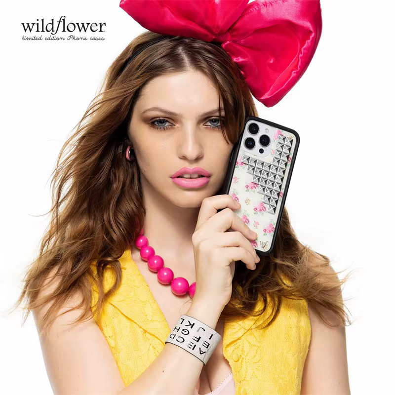 Wildflower Handyhülle Shiny Stud Leopard für iPhone 17 16 15 14 13 12 Pro Max in Multicolour mit stoßfester Rückseite - Bild 5