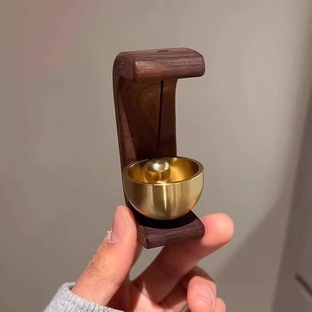 RBXC Türklingel im orientalischen Stil aus Walnussholz mit Kupferglocke und magnetischem Saugnapf, braun - Bild 1