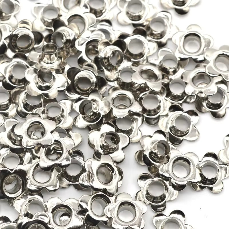 116 Stück Eisen-Pflaumenblüten-Ösen in Silber zur Herstellung von Schnurlöchern für handgefertigte Sammelalben - Bild 3
