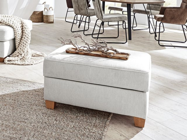 Hocker SANSIBAR LIVING SANDE in Beige mit Holzgestell und Stoffbezug - Bild 1