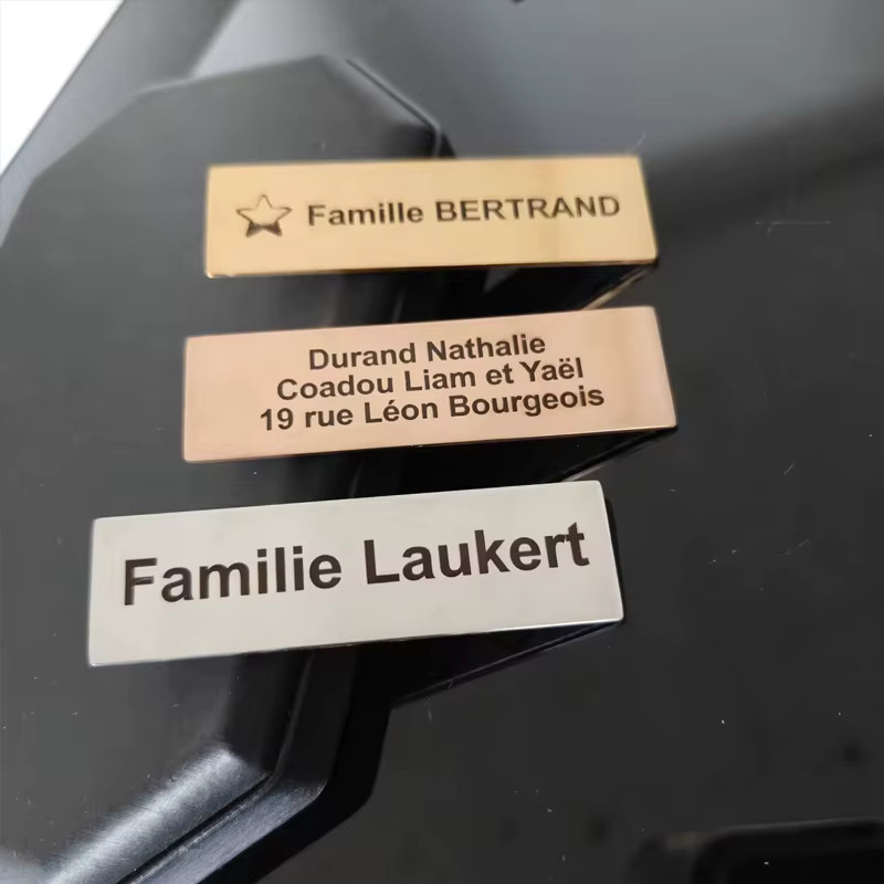 Personalisierte Adressetiketten aus Edelstahl von Stylisteel in Silber für Briefkästen und Türen - Bild 4
