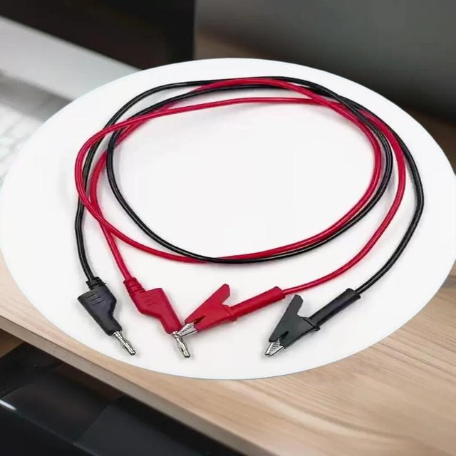 Dual-End-Messleitungen mit 4-mm-Bananenstecker und Krokodilklemmen in Rot, 15 A Nennleistung für Multimeter und Elektro-DIY-Reparaturen - Bild 1