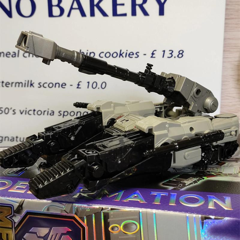 JINGKE Megatron Transformer One Tank Actionfigur Roboter ab 6 Jahren - Bild 4