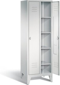 C+P Wäsche-Spind Classic in Lichtgrau mit Schloss, H: 185 cm, B: 61 cm, T: 50 cm - Bild 1