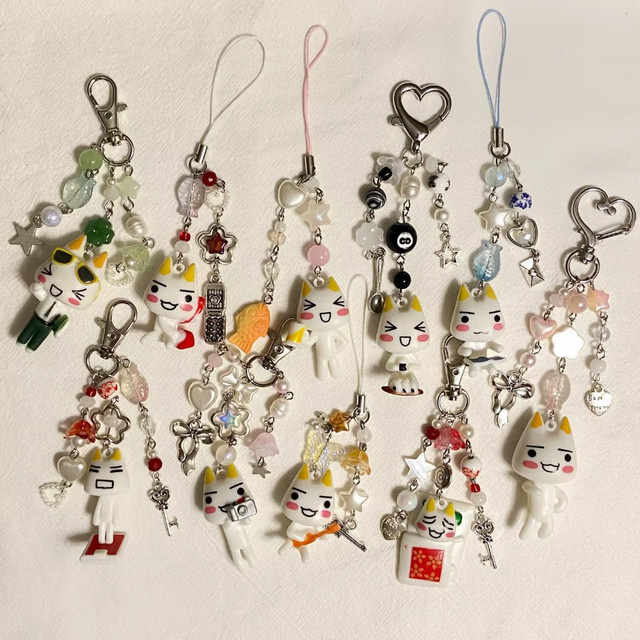 Toro Inoue Charms Katzen-Taschenanhänger, Damen - Bild 1
