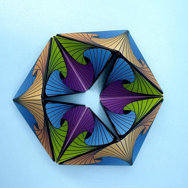Kidsly Infinite Flip Magic Cube Puzzle, Stressabbau-Würfel, Fingerspitzenspielzeug - Bild 1