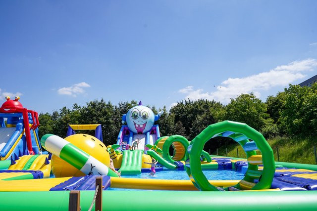 DINGYURUI Wasserpark, aufblasbare Hindernisbahn, Bunt / Mehrfarbig - Bild 1