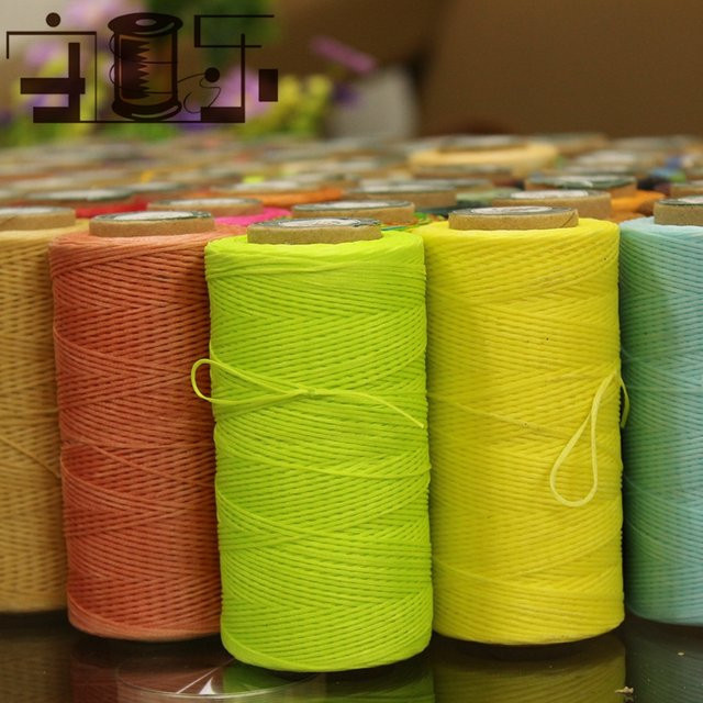 Set mit 3 Stück gewachstem Polyester-Nähgarn für Leder in 75 Farben, flacher Faden mit 0,8 mm Durchmesser für DIY-Handarbeiten - Bild 1