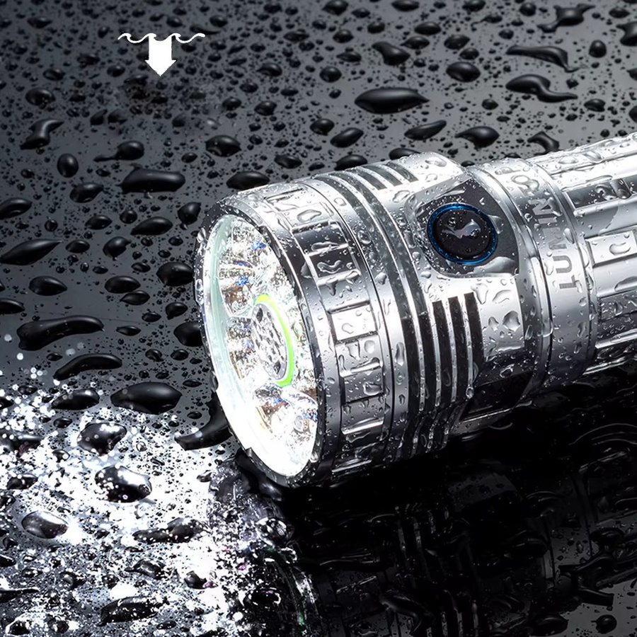 LUMINTOP MACH V2.0 LED-Taschenlampe mit 26000 Lumen, wiederaufladbar via USB-C, Farbe Silber - Bild 5