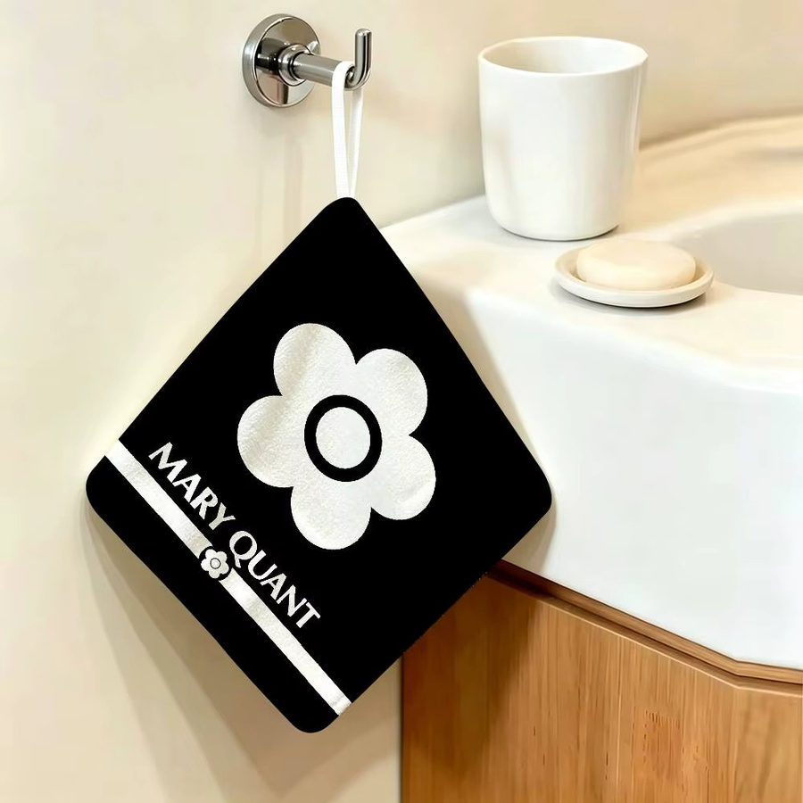 Q-QUANT MARY Handtuch mit floralem Retro-Design in Schwarz, Material: Baumwolle und Polyester, B/H: 30,0 x 25,0 cm - Bild 2