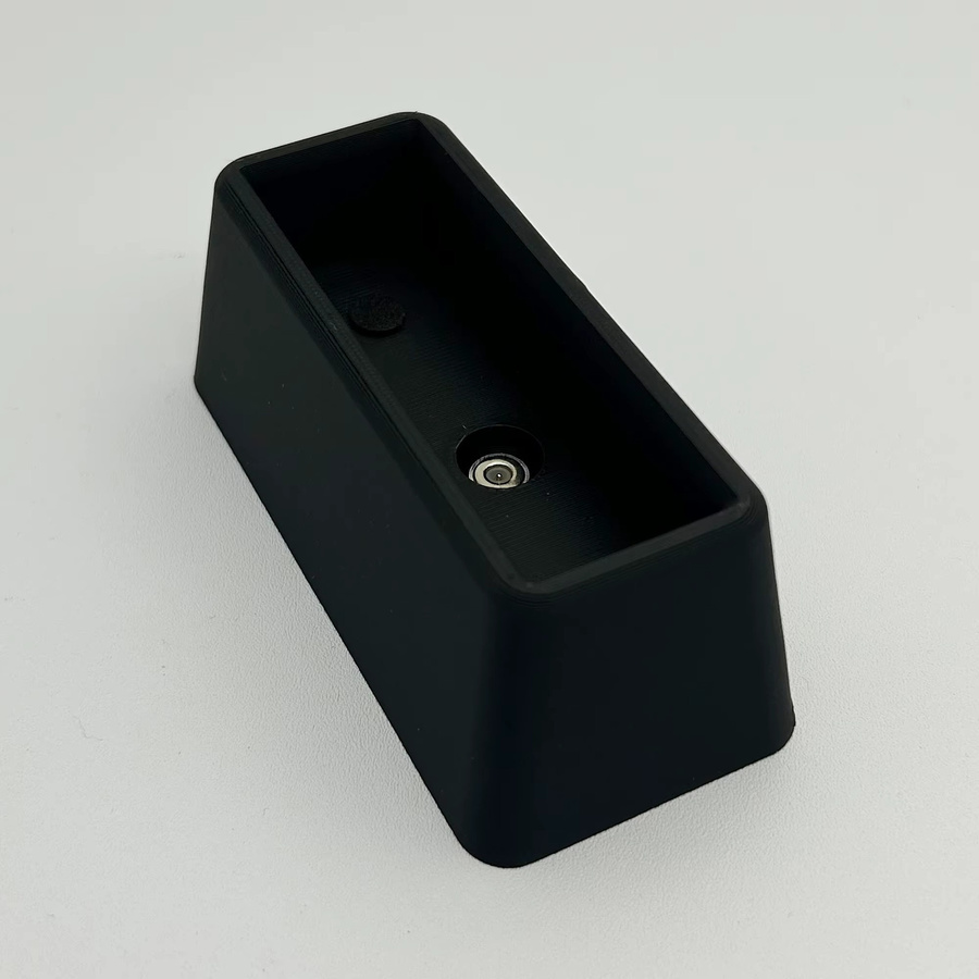 Miyoo Flip Magnetische Ladestation und Display Stand in Schwarz für deine Handheld Konsole - Bild 3