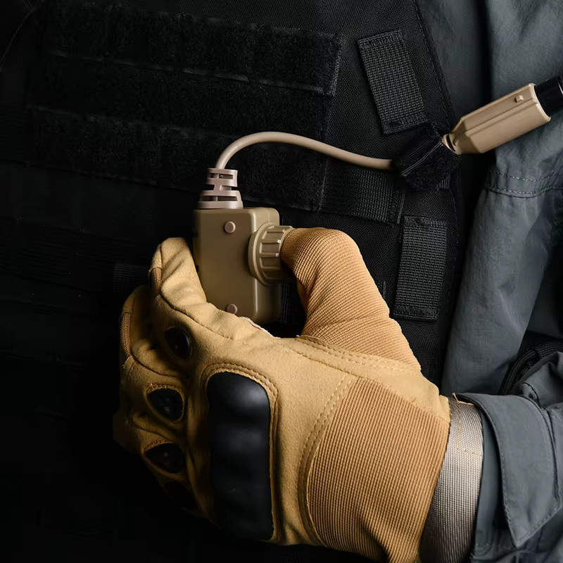 WADSN RAC PTT Militärversion Taktisches Headset COMTA WST TAC-SKY mit 7,0mm Stecker für Baofeng und Kenwood - Bild 3