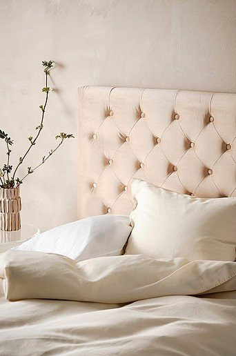 Jotex SKENE Kopfteil Wandmontage Beige mit Samtbezug Breite: 120 cm, Höhe: 122 cm, Tiefe: 10 cm - Bild 1