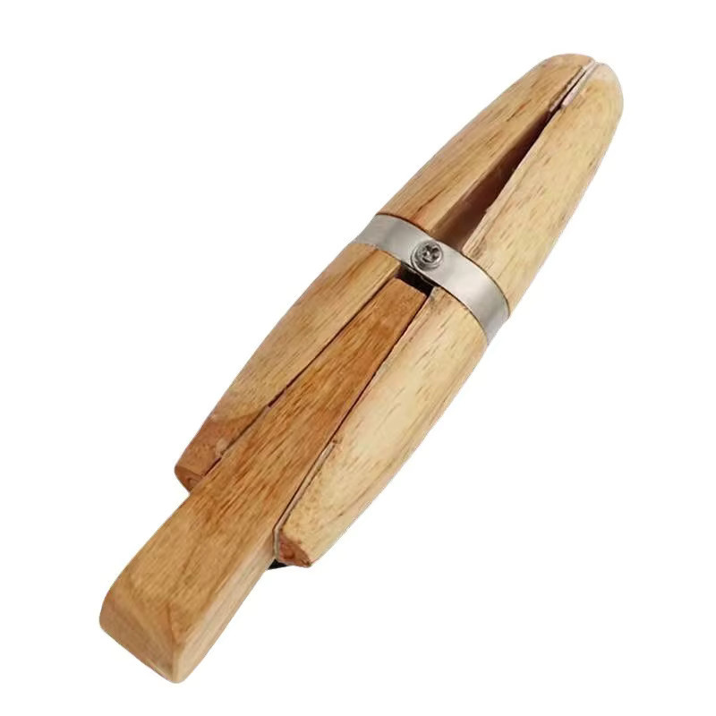 Handgefertigtes Ringklemmhalter Set aus Holz in Braun für Schmuckherstellung und Steinschnitzerei - Bild 2