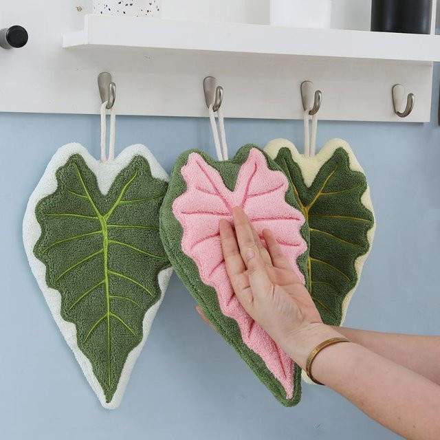 JETTING Blattförmiges Handtuch aus Korallenflausch, Saugfähiges Reinigungstuch mit Aufhängeschlaufe, Floral Design - Bild 1