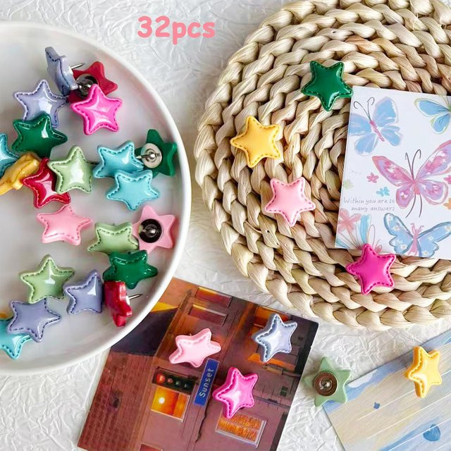 32 Stück Sternförmige Reißzwecken in Multicolour aus Kunststoff für Pinnwände und DIY-Bastelarbeiten - Bild 1