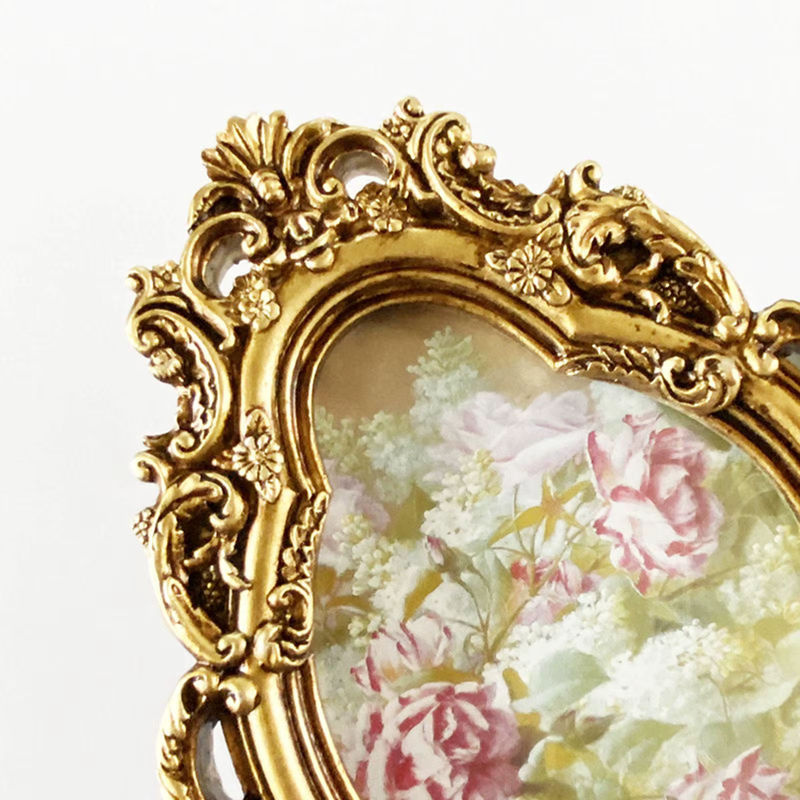 Kesoto Bilderrahmen aus Kunstharz in Gold mit floralem Design und ovaler Form für Tischaufstellung oder Wandmontage - Bild 4