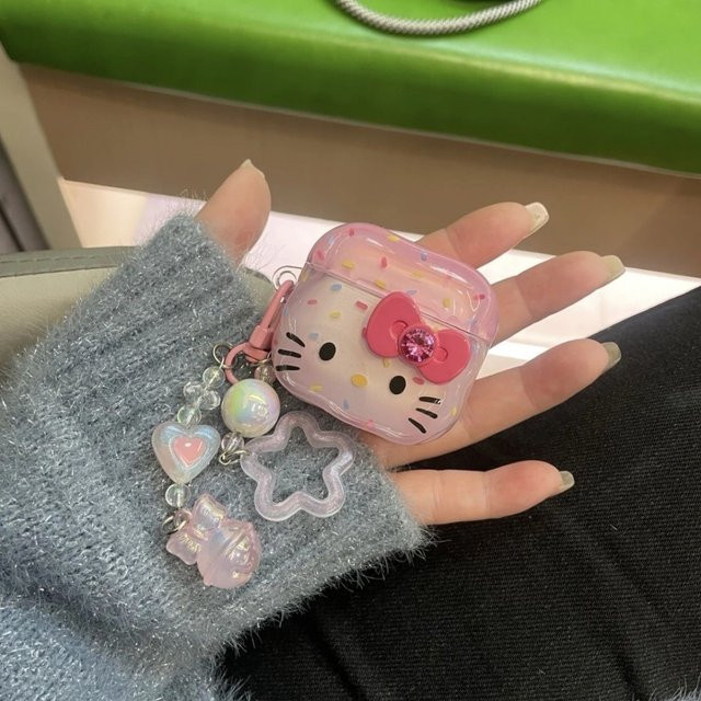 Hello Kitty Kopfhörerhülle für Apple AirPods Pro 1/2/3 in Pink mit Schlüsselanhänger - Bild 1