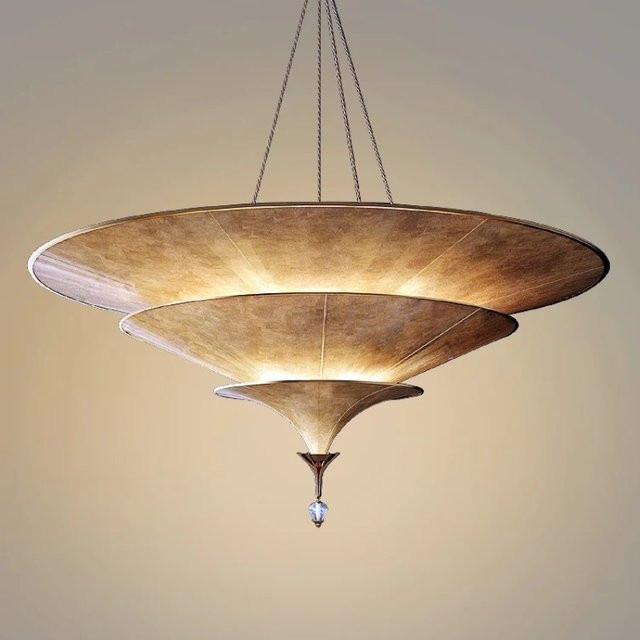 Fortuny Pendelleuchte im Wabi-Sabi Stil mit Stoffschirm und Metallakzenten in Gold/Messing für dein Zuhause - Bild 1