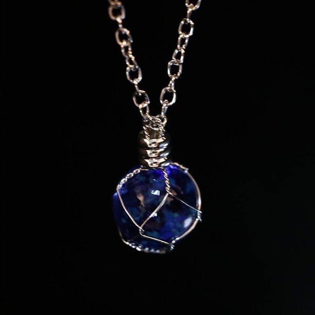 Xinfantro Halskette Glas, leuchtende Kugel, Damen - Bild 1