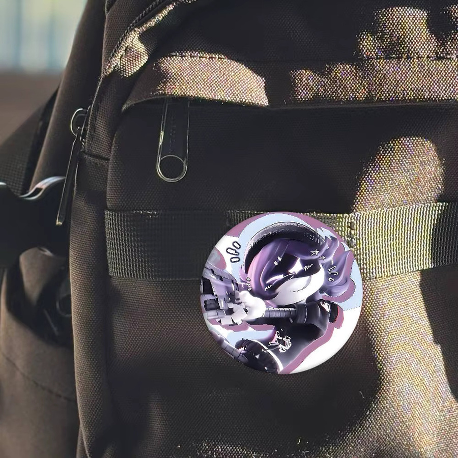 52TOYS Brosche, M-Murder Drohnen Anime, Weißblech - Bild 4