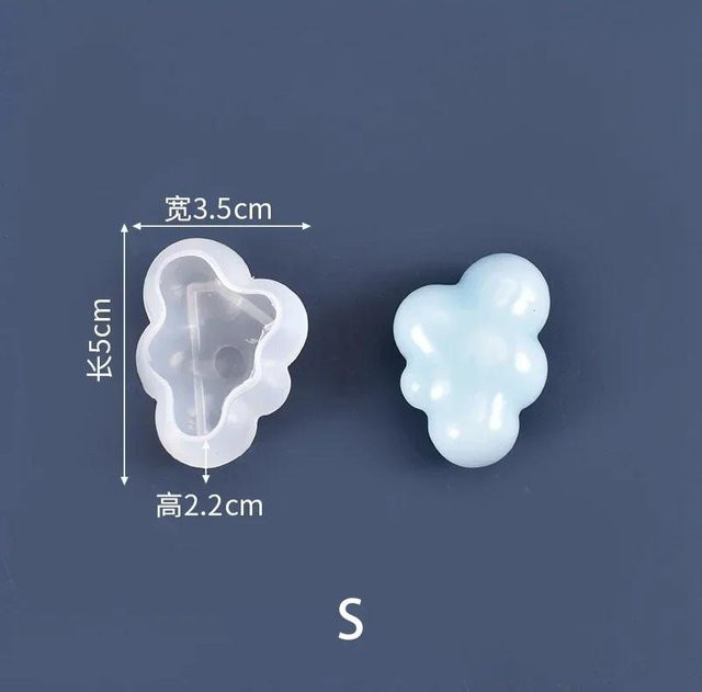 MOONBIFFY 3D Silikonform Wolkenform in Blau für Schokolade, Mousse, Fondant, Eiswürfel, Pudding, Seife und Kerzen - Bild 1